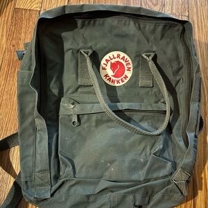 Kånken Black Backpack